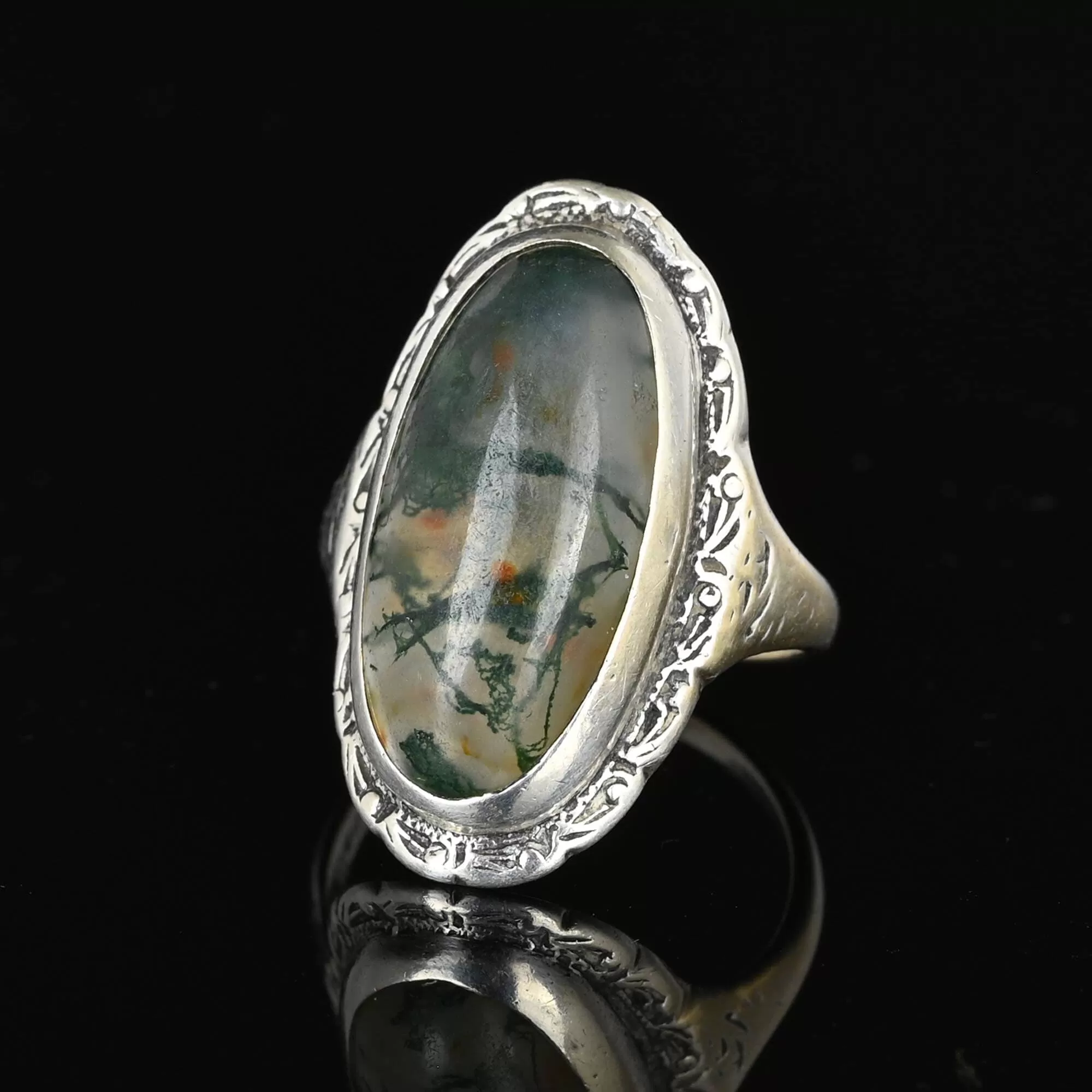 Antique Silver Picture Moss Agate Ring