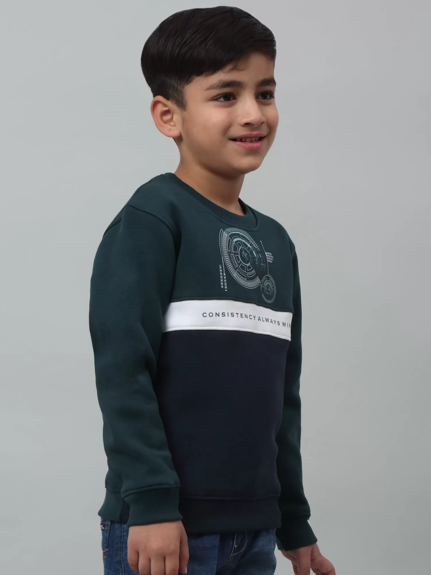 Cantabil Boys Navy Blue Colour Block Round Neck Sweatshirt For Winter