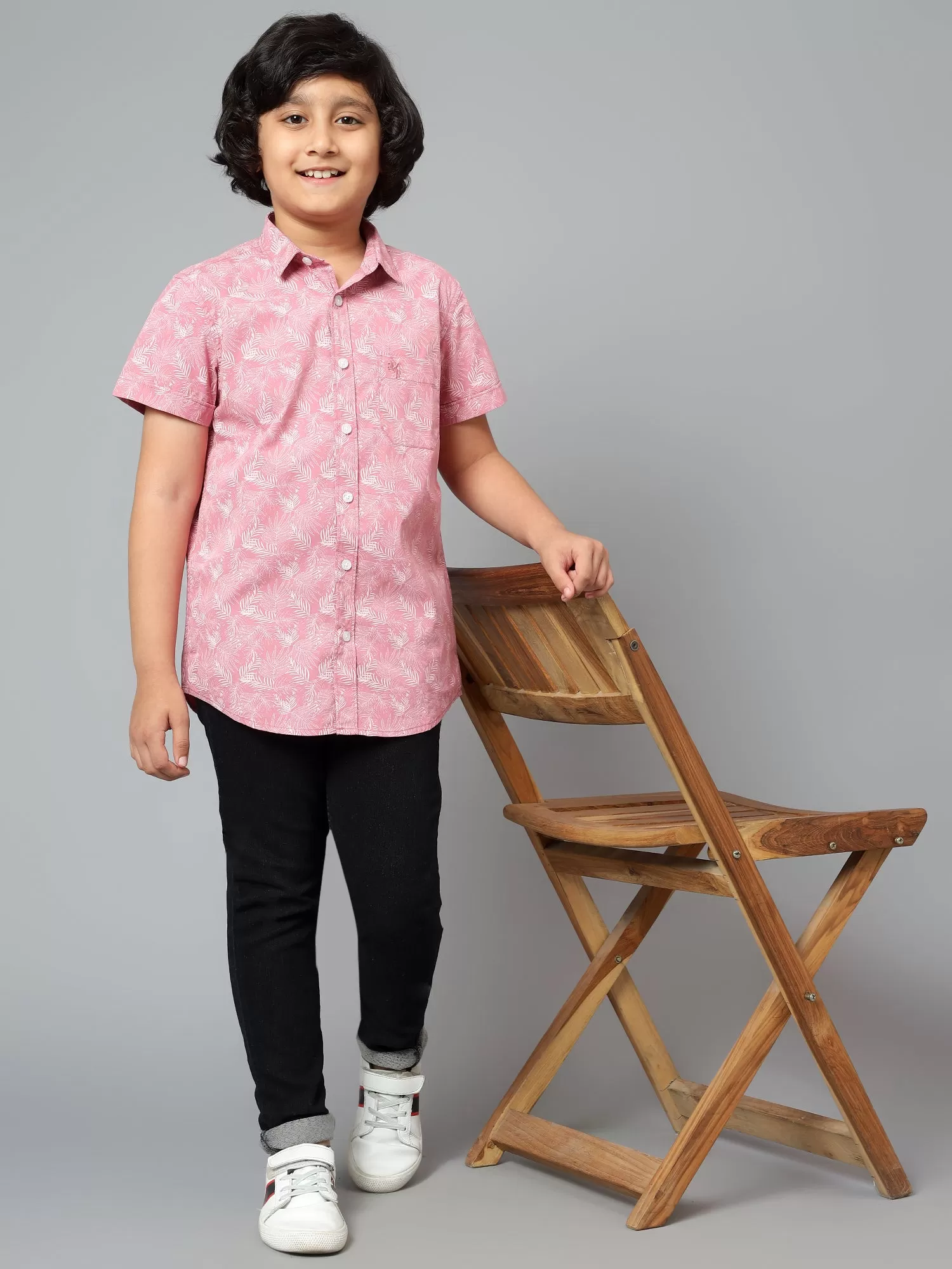 Cantabil Boy's Pink Printed Spread Collar Half Sleeve Shirt