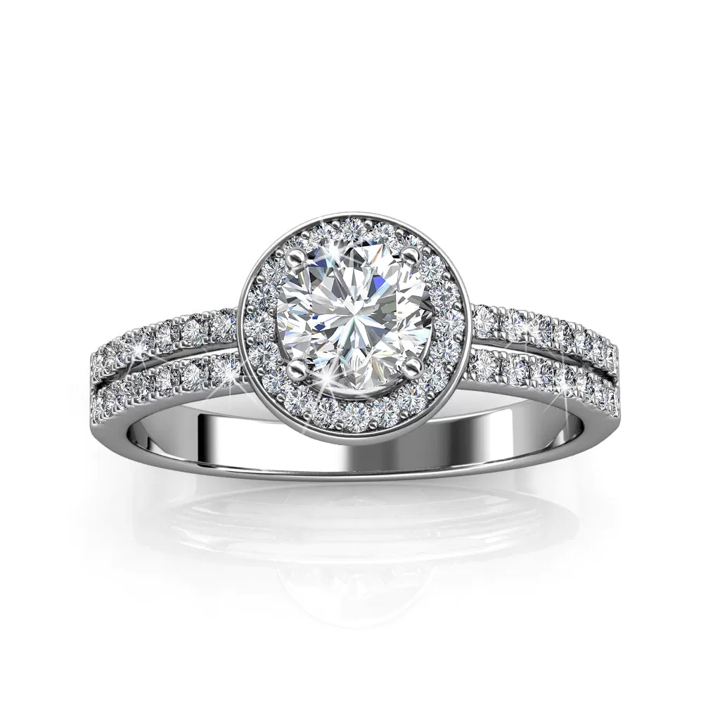 Madelyn In Vogue 18K White Gold Round Halo Ring