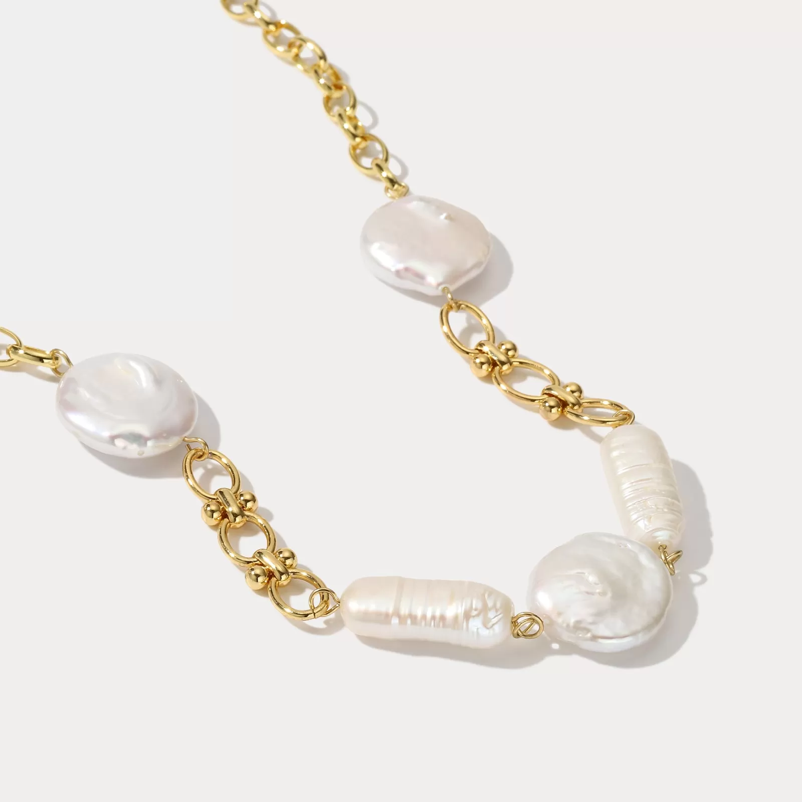 Pearl Hollow Necklace