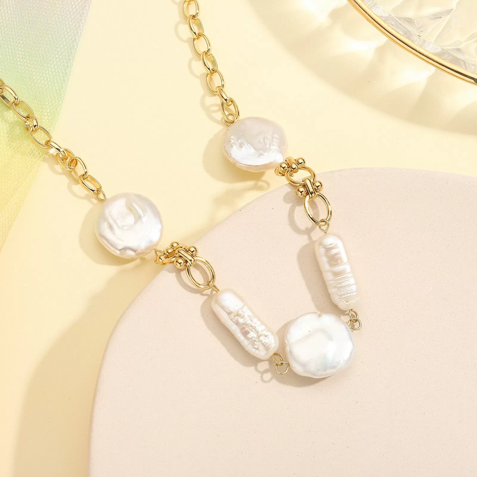 Pearl Hollow Necklace