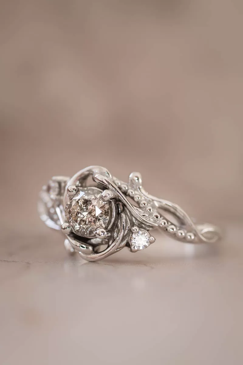 Salt and pepper diamond engagement ring  / Undina