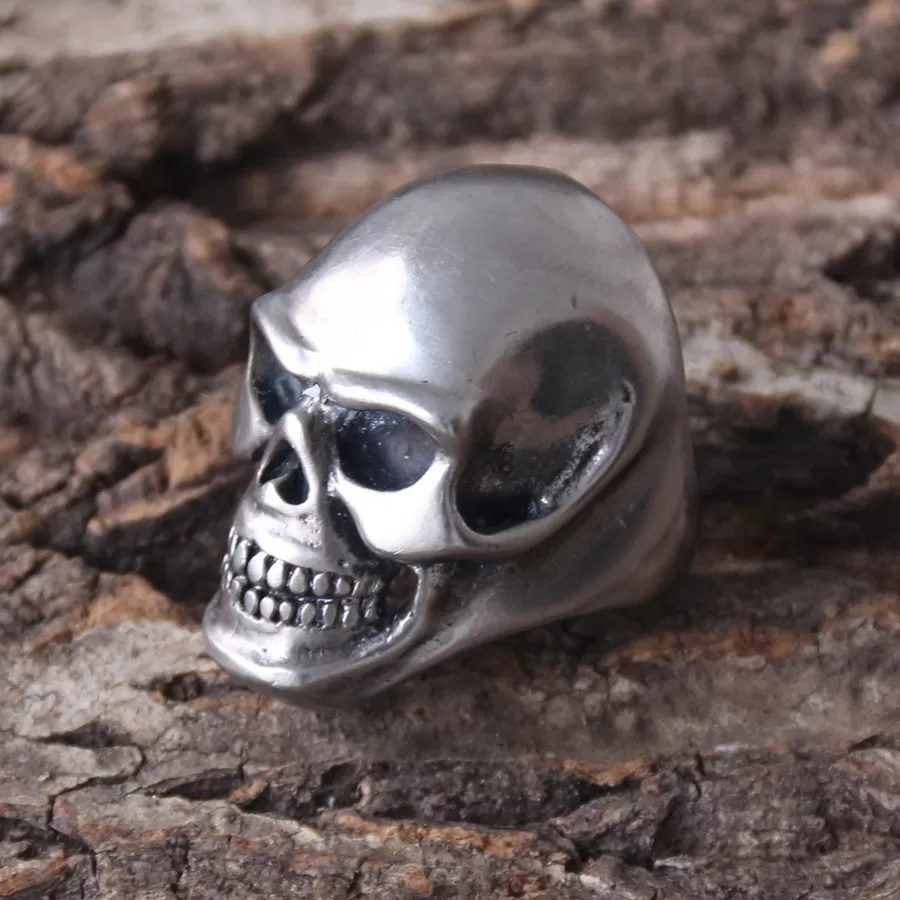 Skull Ring - The Big Steve - R07