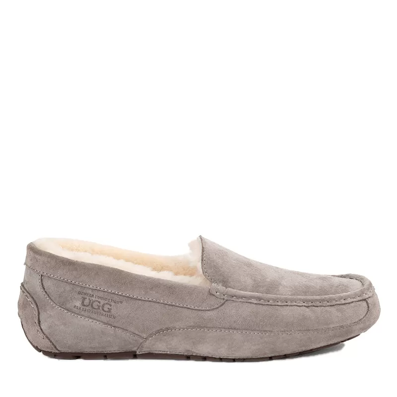 UGG Premium Men Traditional Moccasin